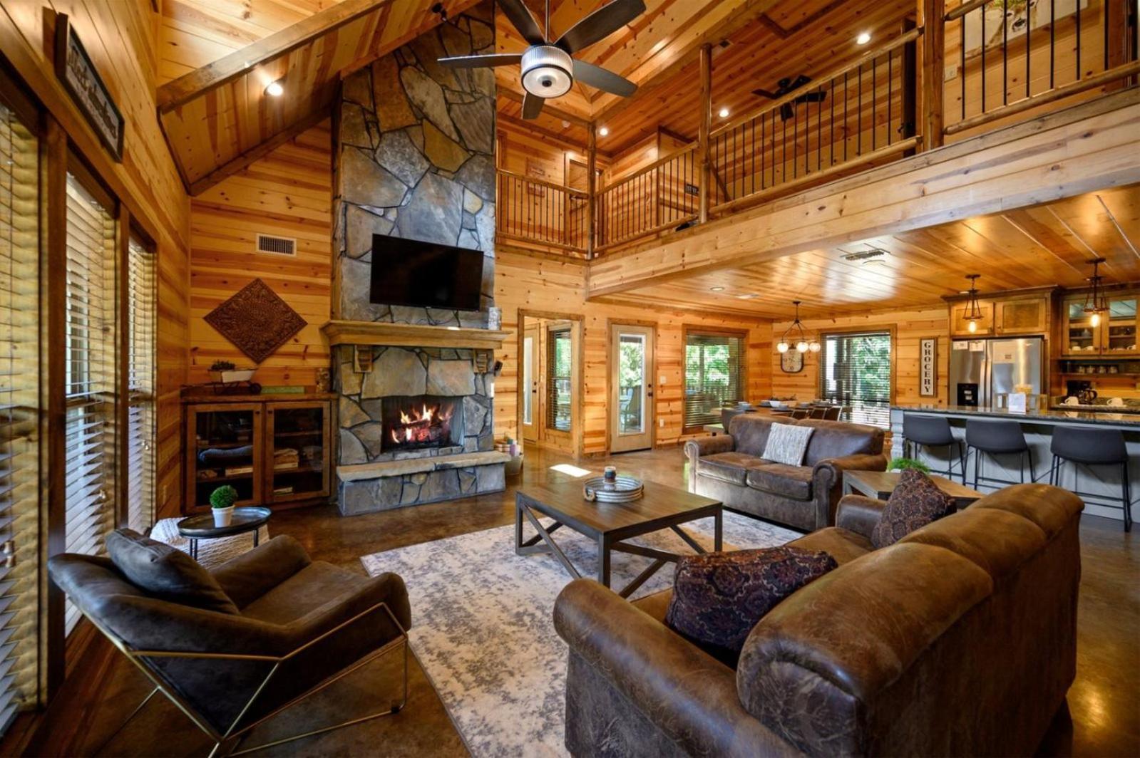 Вилла Diamond In The Pines Брокен-Боу Экстерьер фото